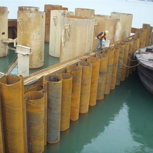 莱芜钢护筒现场安装